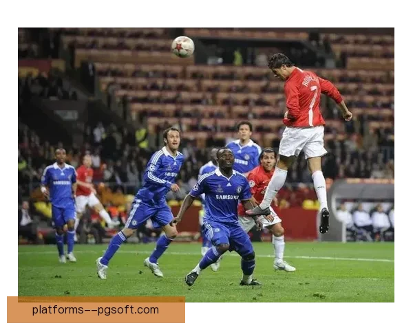 尼古拉斯杰克逊热刺主场戴帽震动英超争四格局蓝军强势回暖信号初