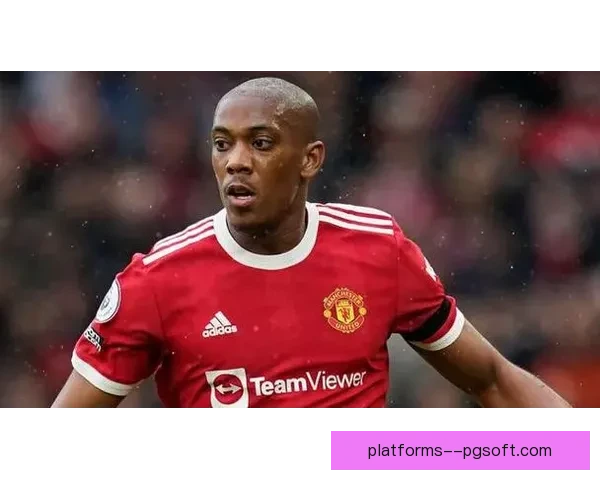 曼联官方宣布瓦拉内马夏尔等多名老将赛季结束后自由身离队